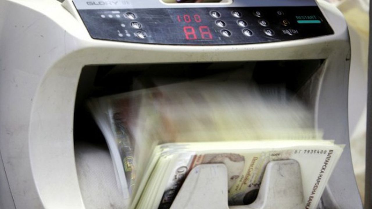 БНБ: Депозитите на домакинствата се увеличиха през май до 48.630 млрд. лв.