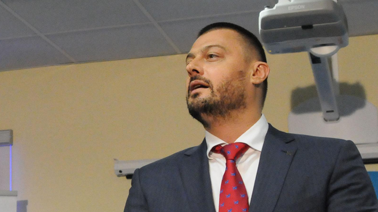 Бареков се оттегля от изборите