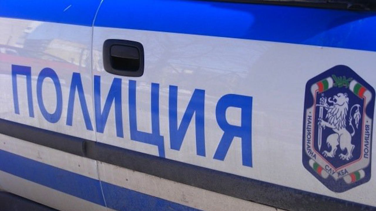 Задържаха мъж, опитал да изтегли пенсията на друг в пощенска станция