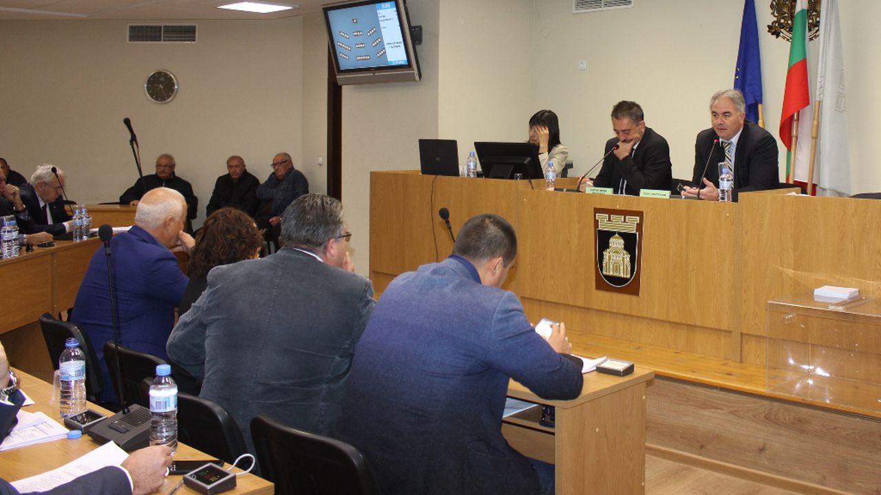 Основният ремонт на възлово кръстовище в Плевен се отлага