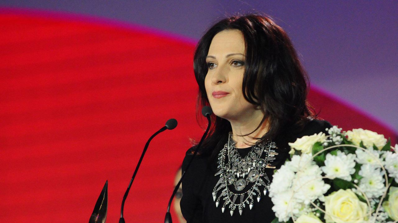 Ани Цолова и Генка Шикерова нападнаха Васил Иванов