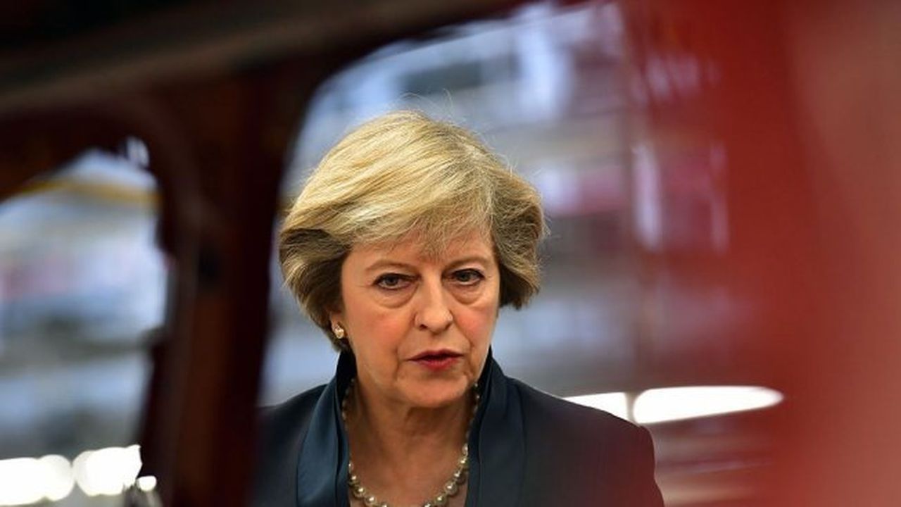 Британският кабинет подкрепи проектодоговора за Brexit