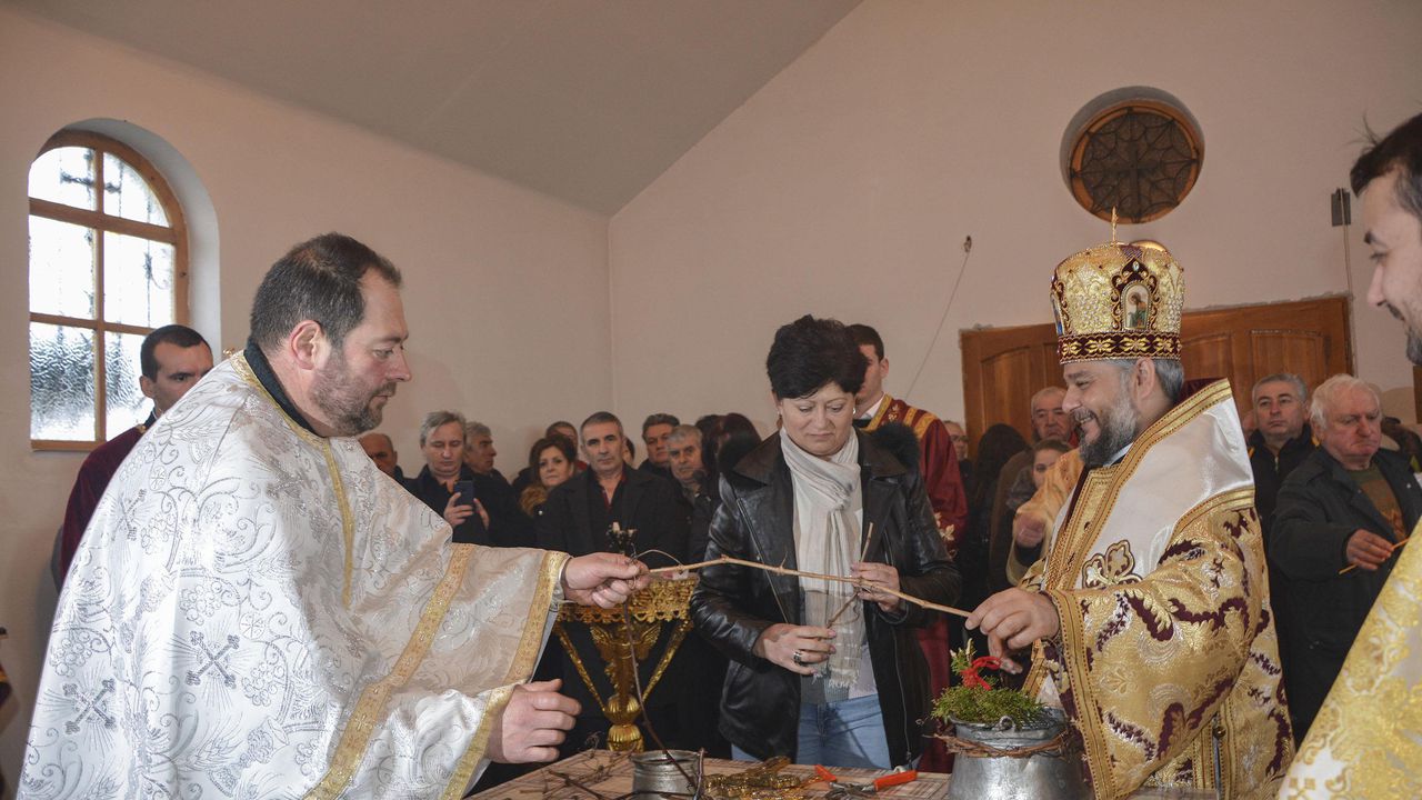В Харманли тържествено бе честван Трифон Зарезан