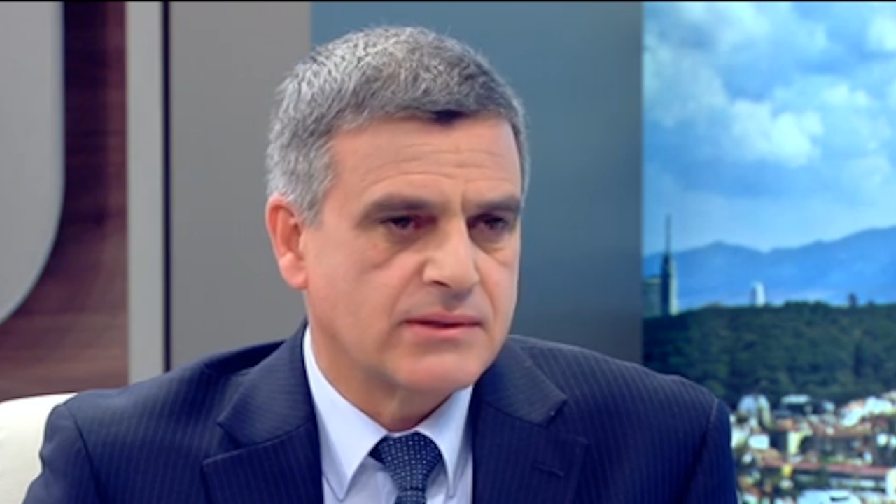 Служебният министър на отбраната: Не съм дошъл в МО със списък за уволнение (видео)