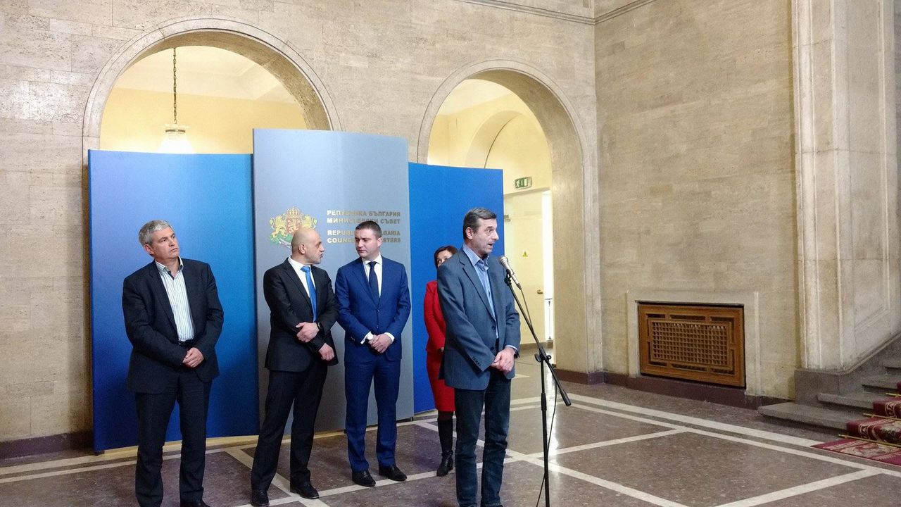 Правителството обсъжда с експерти предизвикателствата пред Европа
