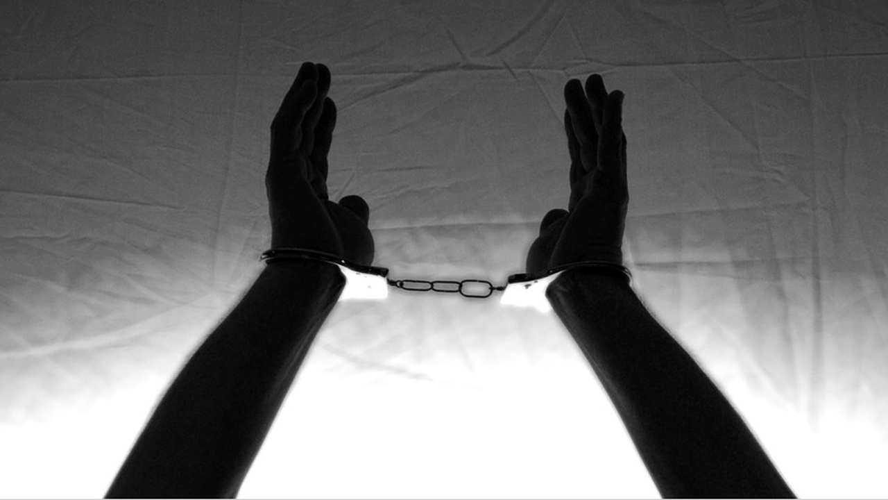 Задържаха четирима цигани за побоя в село Победа