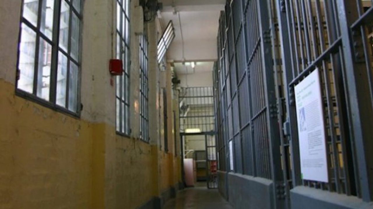 Мелето в Софийския затвор било заради наркотици, увеличават надзирателите