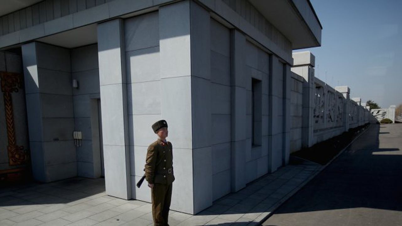 Първите дипломати на Китай и Северна Корея се срещнаха