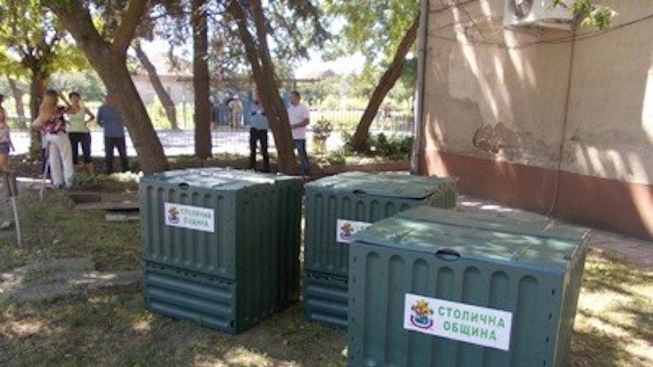 Столичната община стартира кампания за раздаване на безплатни домашни контейнери