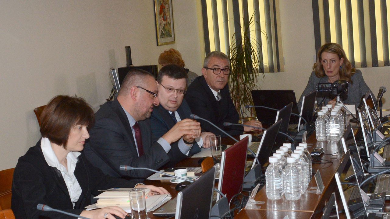 ВСС иска ЕК да свали наблюдението върху прокуратурата