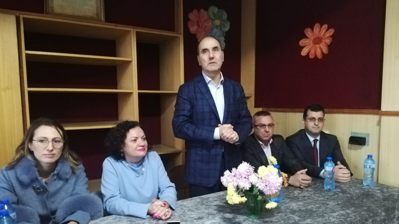 Цветан Цветанов се срещна с актива на ГЕРБ в с. Просеник (снимки)