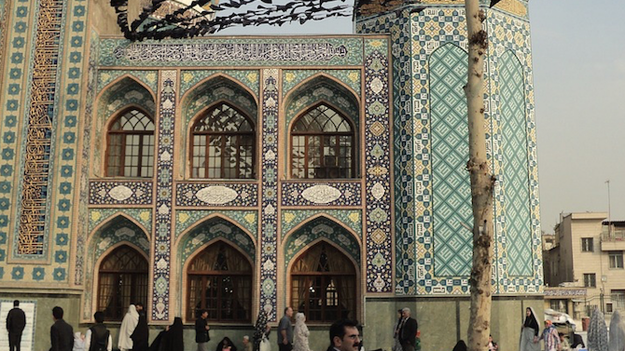 Нови земетресения удариха Иран, има ранени