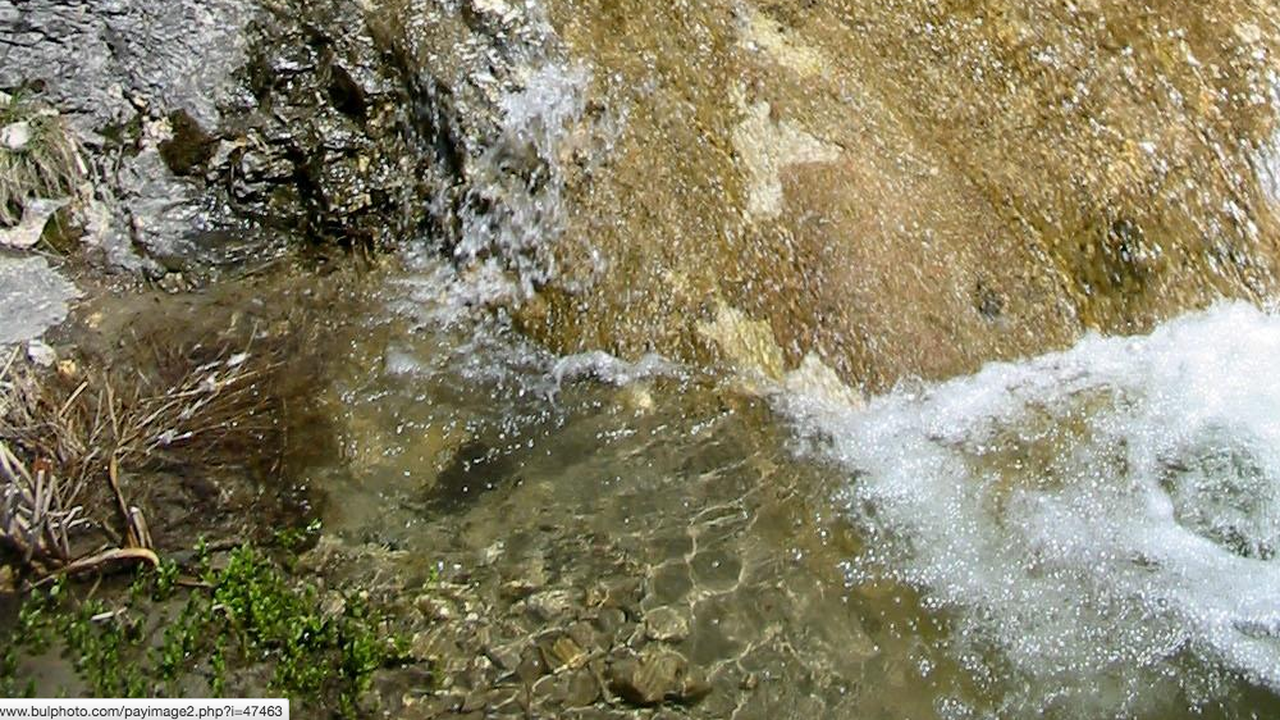 Китаец падна в реката край Боянския водопад