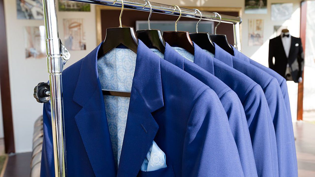 Мъжки клуб в Лондон приема за член жена