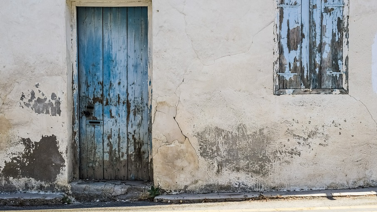 Още едно смолянско село опустя