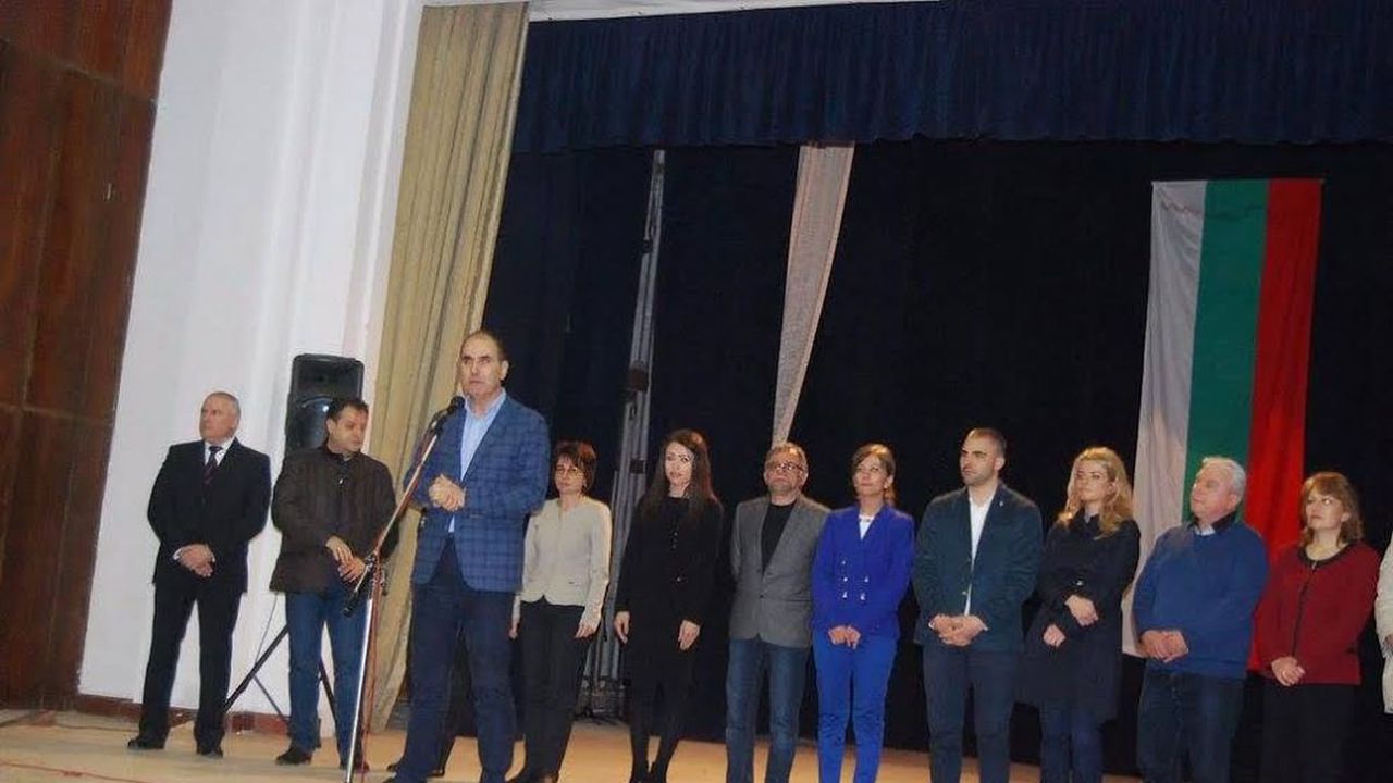 Цветанов разкри между какво ще избират хората на тези избори (снимки)
