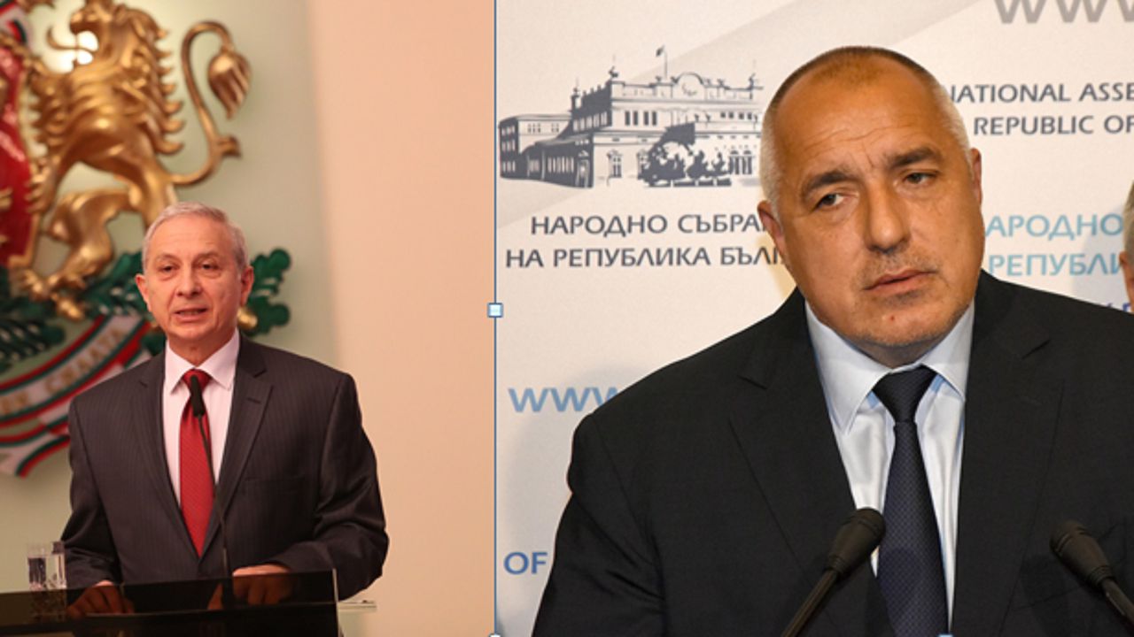 Предаването на властта ще е утре в 13 ч.