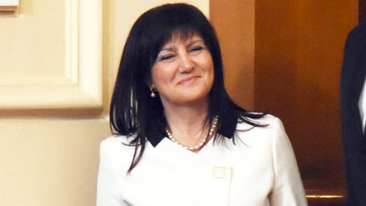 Цвета Караянчева заминава за Истанбул
