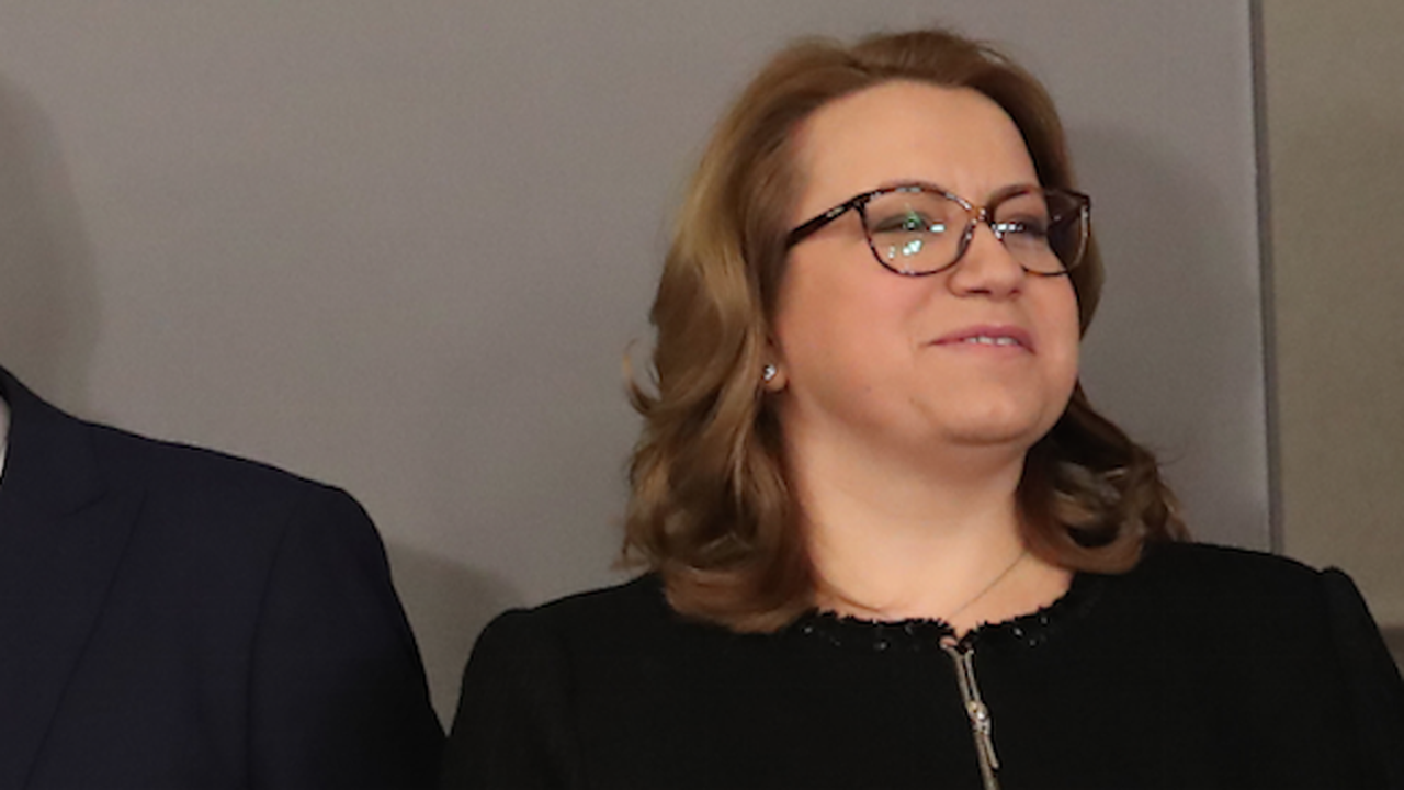 Депутатите ще изслушат служебния вицепремиер Деница Златева