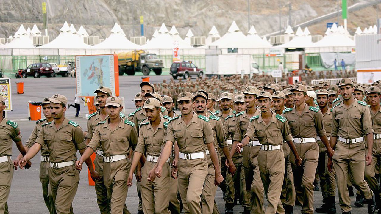 Среднощна чистка във върха на саудитската армия