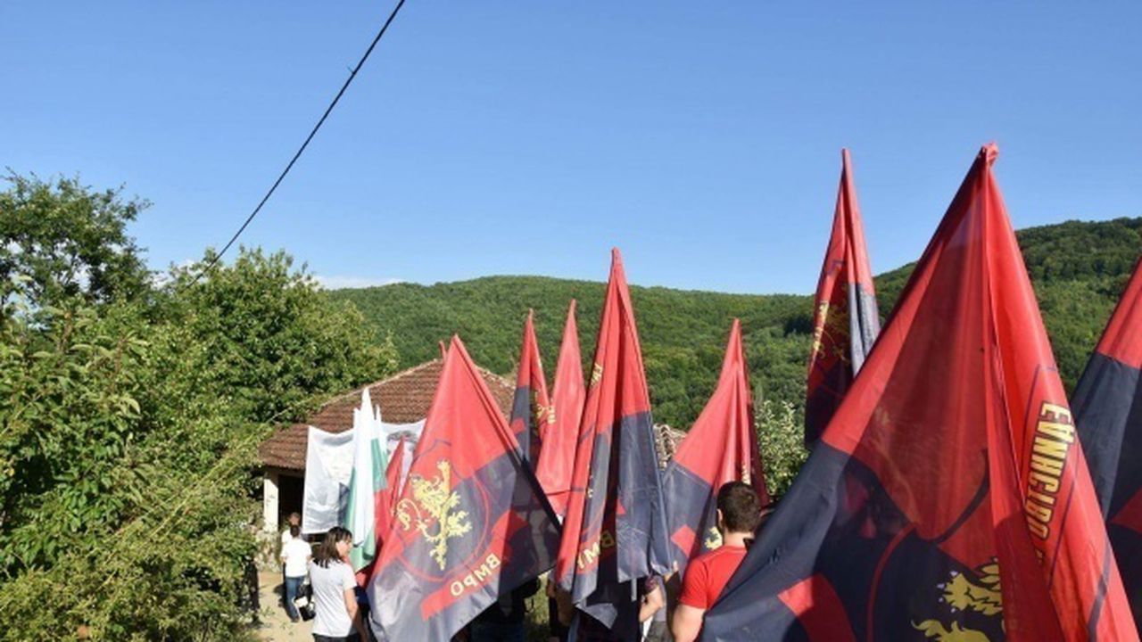 Факелно шествие за 99-годишнината от Ньойския договор организира ВМРО в Русе