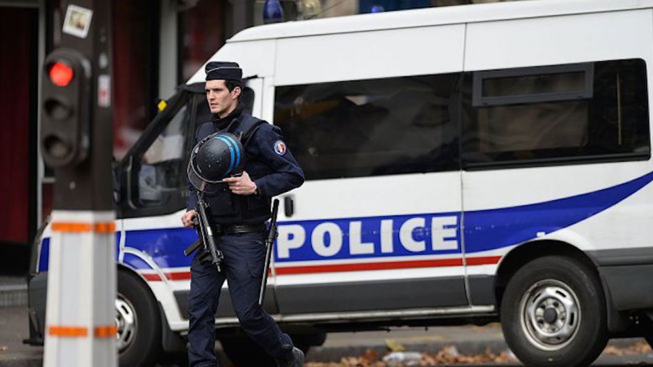 Почина полицаят, разменил се за заложник на терориста във френския супермаркет