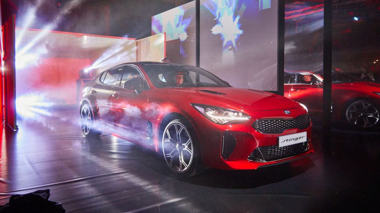 Kia представиха новия Stinger и в Европа (Снимки и видео)