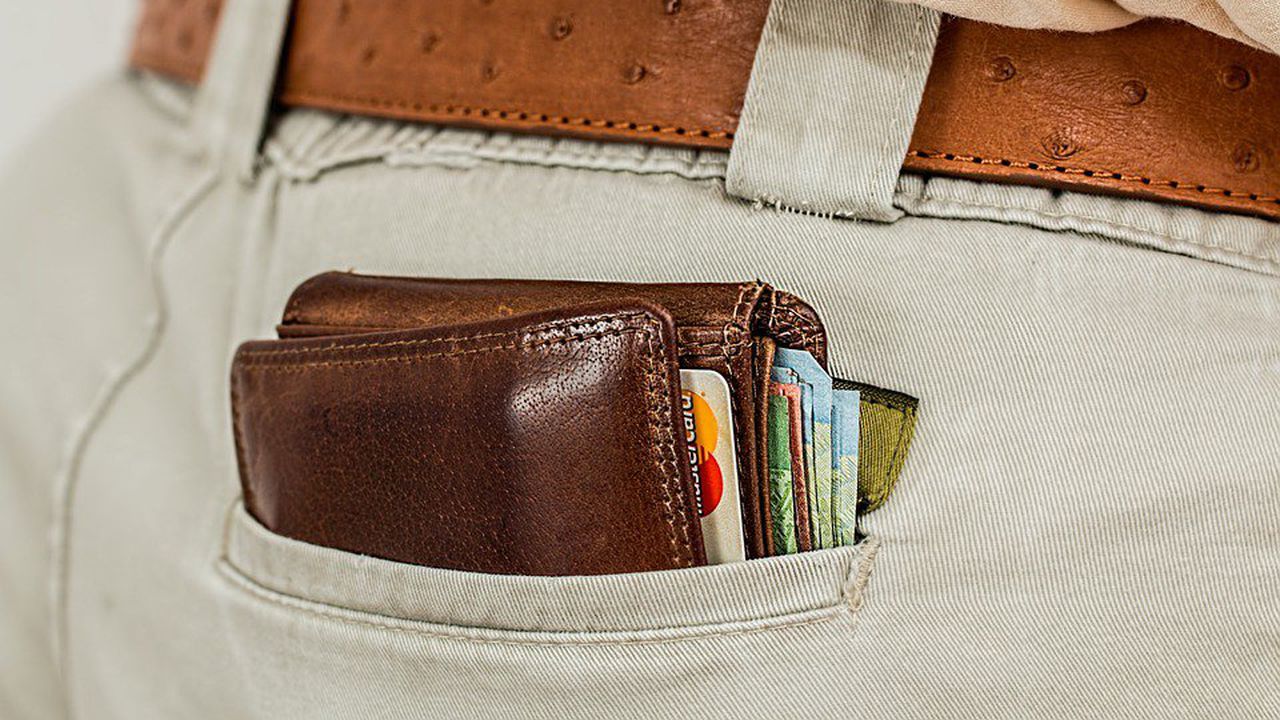 15-годишна от Пещера намери и върна портмоне с пари и документи