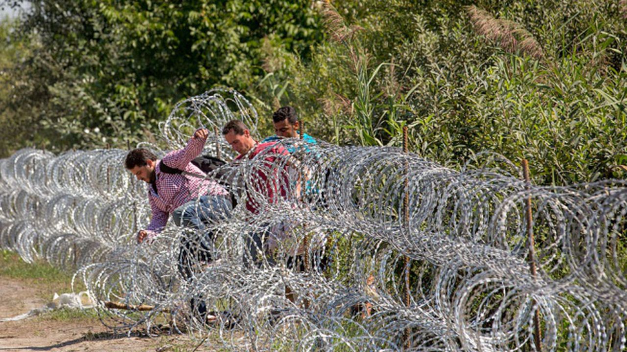 Приблизително 35 000 души са били арестувани на границата между САЩ и Мексико