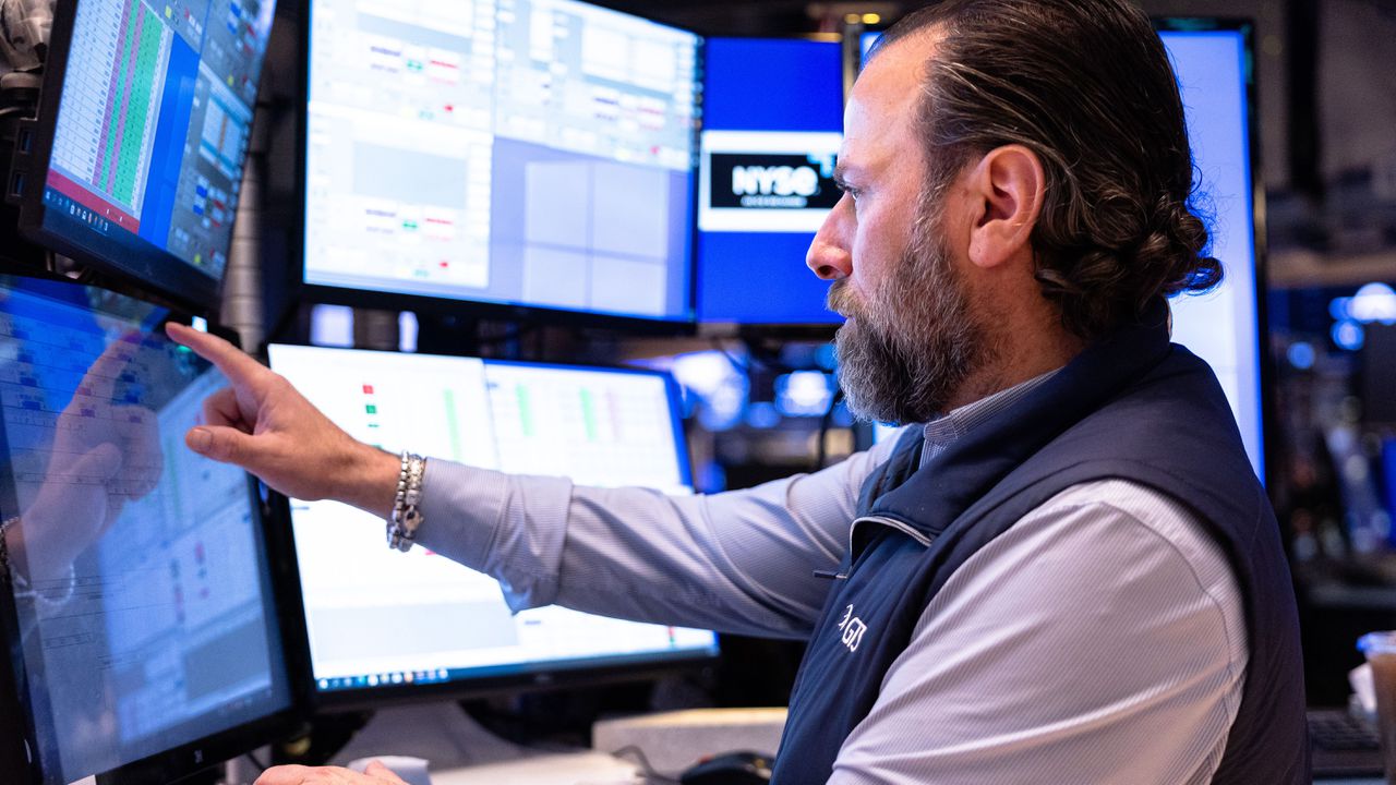 Европейските борси ограничиха спада след изявления на Тръмп за митата с Китай