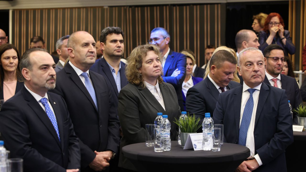 Председателят на НС Наталия Киселова участва в тържеството бпо повод 45-ата годишнина от създаването на БСК