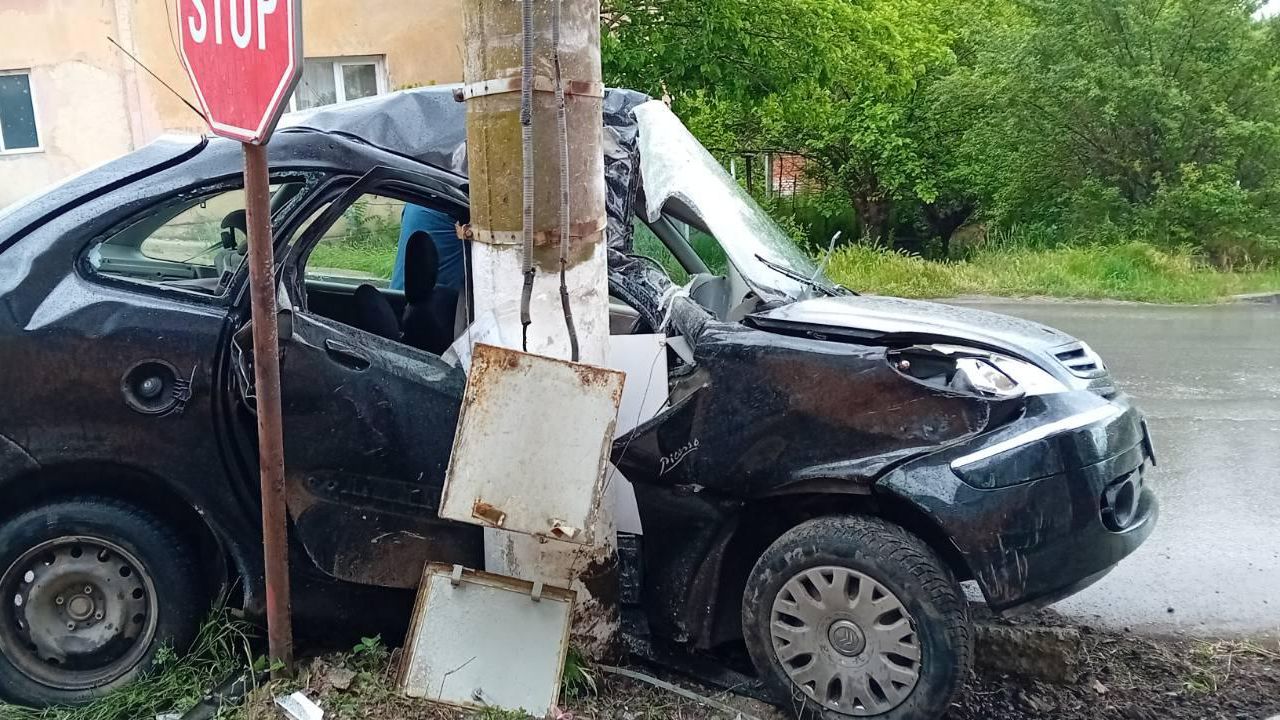 Млад мъж загина при катастрофа край Алтимир