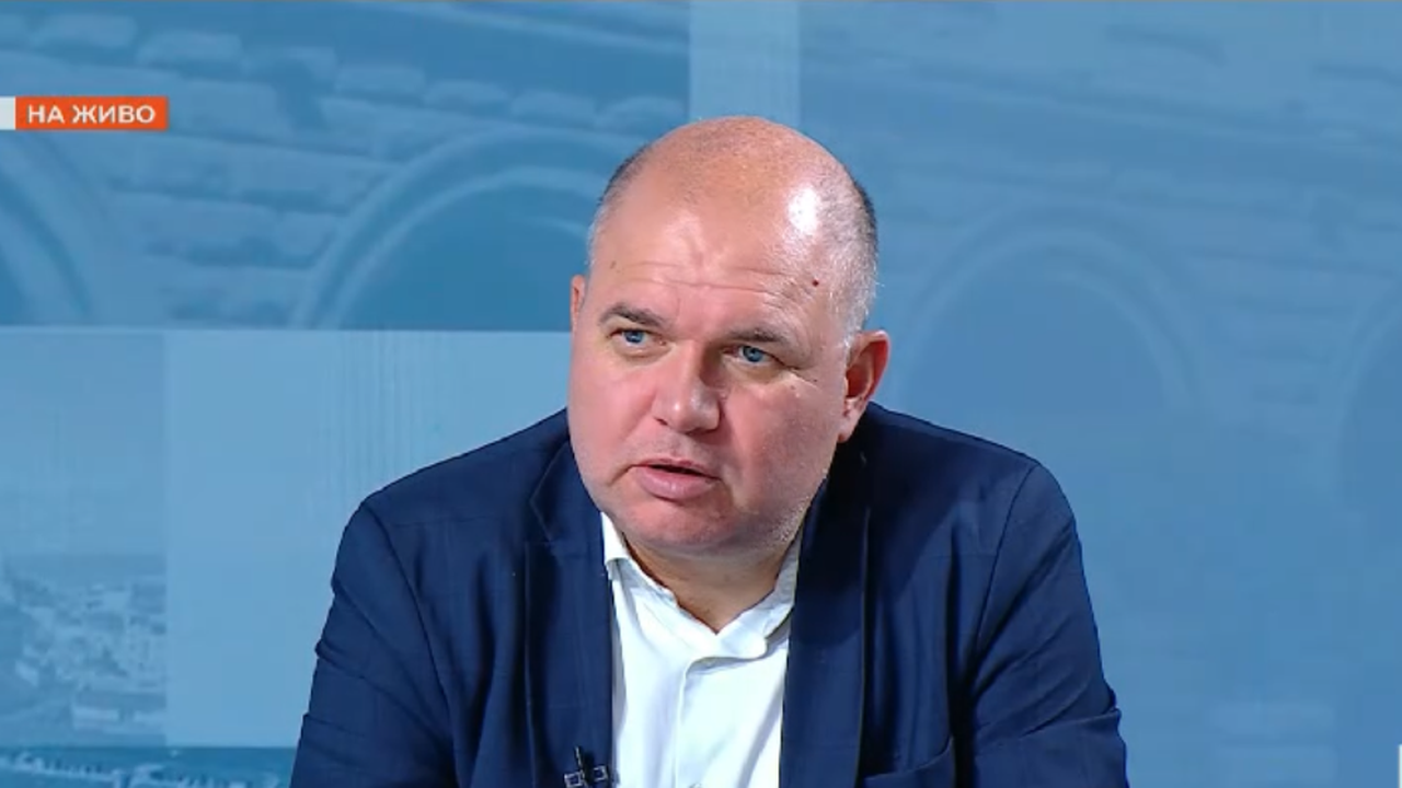 Владислав Панев след оставката на Кирил Петков: Сценарият тепърва ще се развива