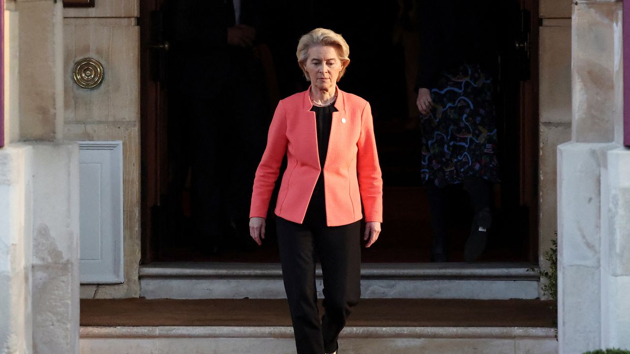 Фон дер Лайен обяви, че ще има среща с Тръмп в Шотландия в неделя