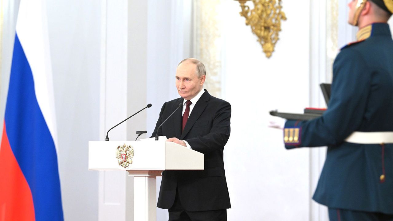 Путин продължава да държи Запада нащрек: В момента Русия строи над 70 нови кораба и шест ядрени подводници