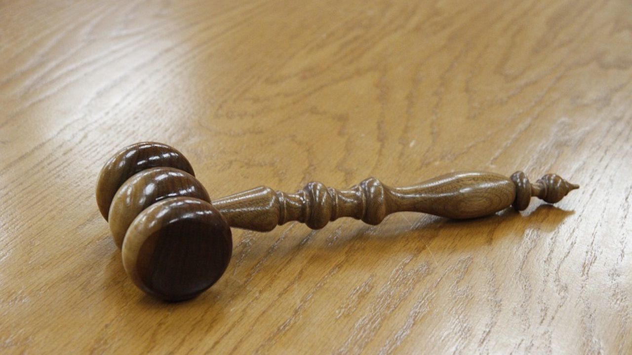 Украйна даде доживотна присъда на руски войник за убийството на военнопленник