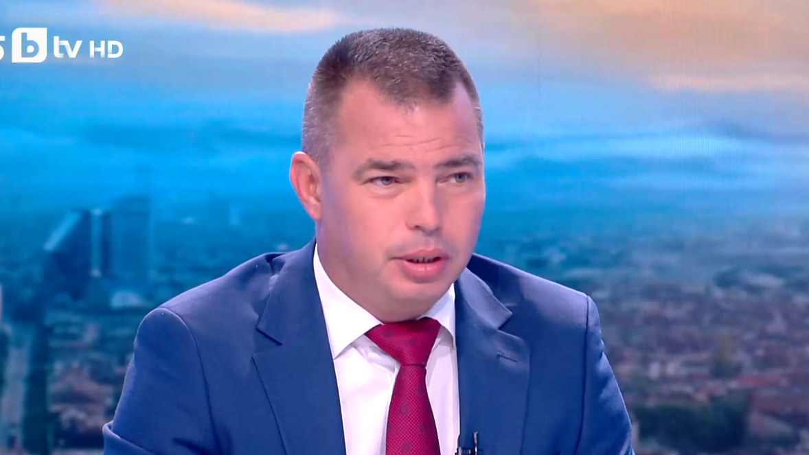 Шефът на "Гранична полиция": На група мигранти от 24 души им е нужна минута-минута и половина да преминат границата ни