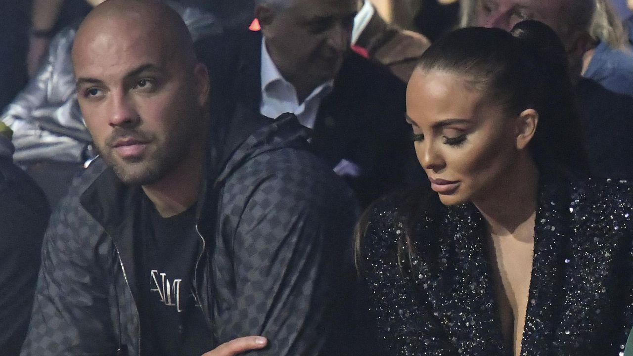 Николета и Ники Михайлов пуснаха красиви кадри от леглото