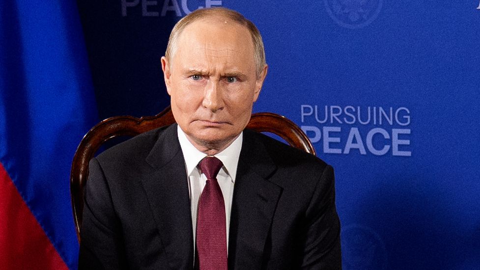 Путин криеше това от всички: По руски телевизии бе излъчен шокиращ запис: 3 часа истина?