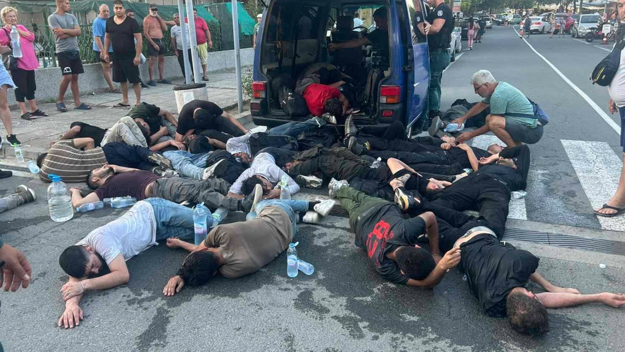 Грузинец е шофьорът на микробуса с мигранти, който катастрофира в Лозенец