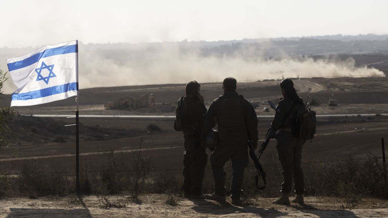 Израел получи останките на офицер, убит през 2014 г.