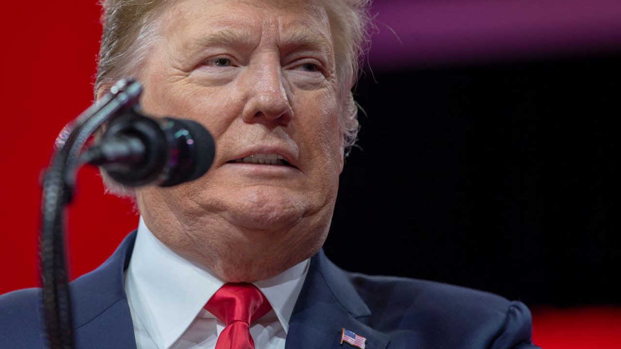 Тръмп призова жителите на Алабама да се пазят от бурите и торнадото