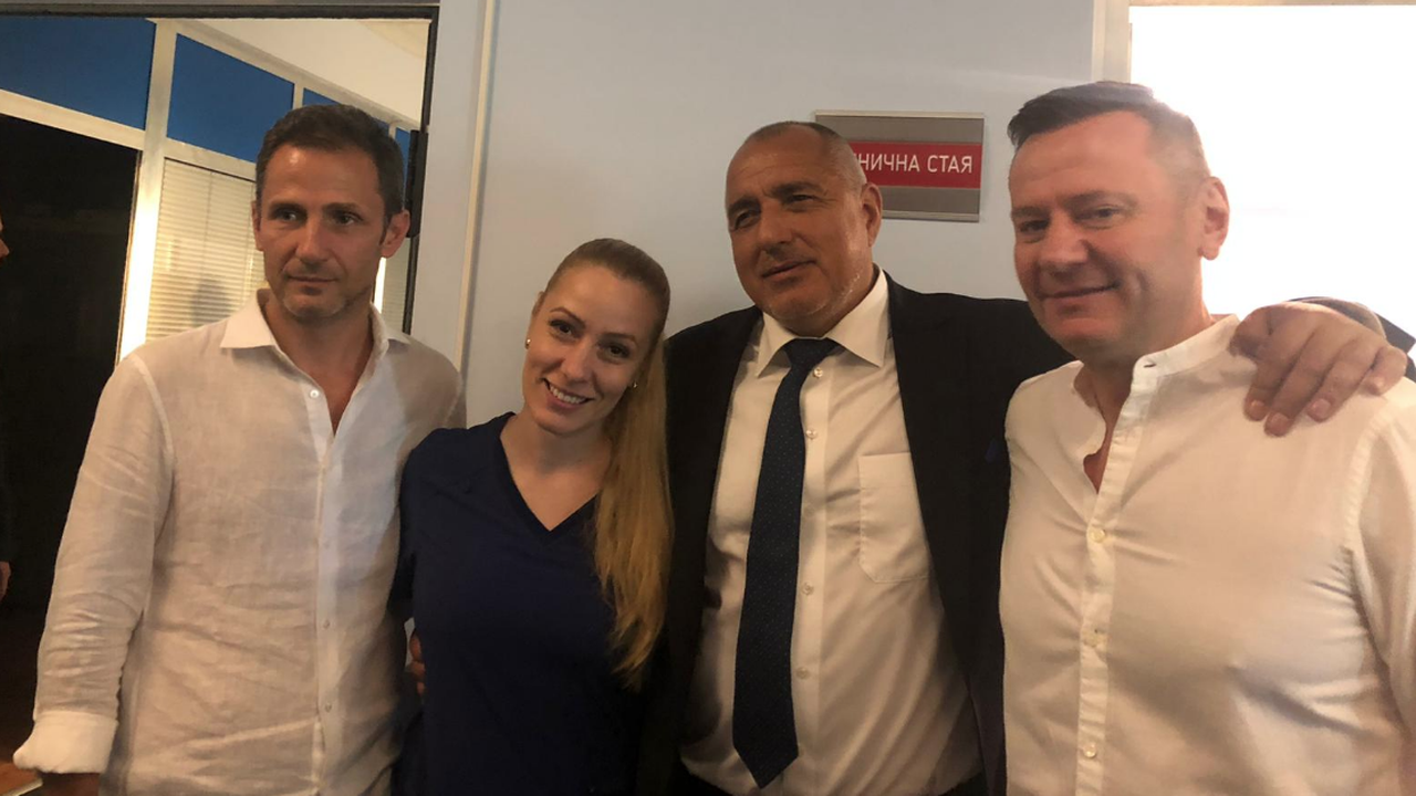 Борисов посети снимачната площадка на "Откраднат живот" и разговаря с екипа на сериала