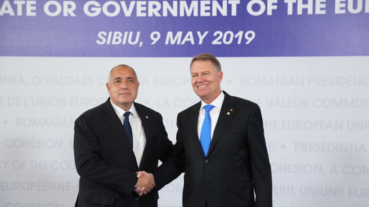 Борисов поздрави Клаус Йоханис за избирането му за втори път за президент на Румъния