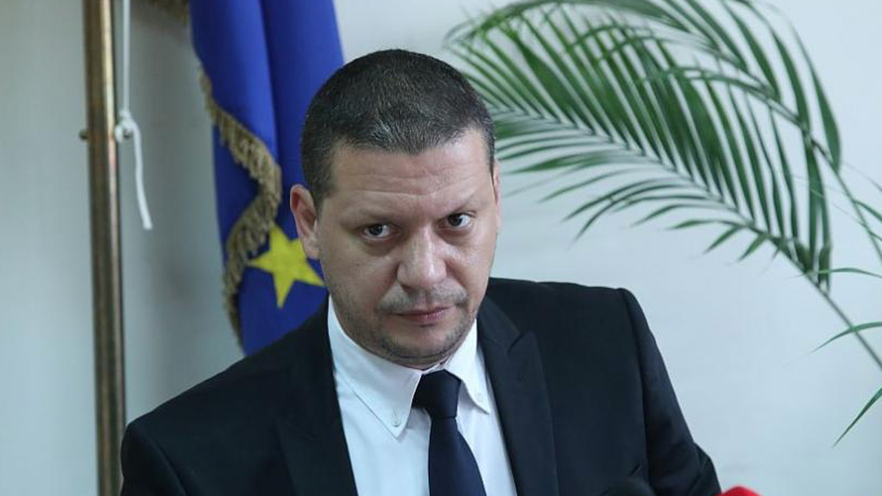 Илиан Тодоров оспорва пред съда вдигането на цените на водата в Софийска област