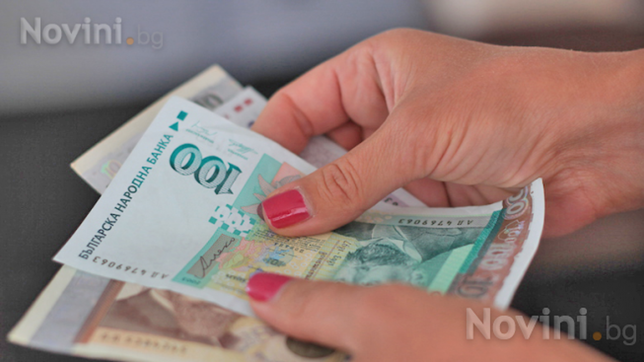 Жена е задържана за опит за подкуп на полицейски служители