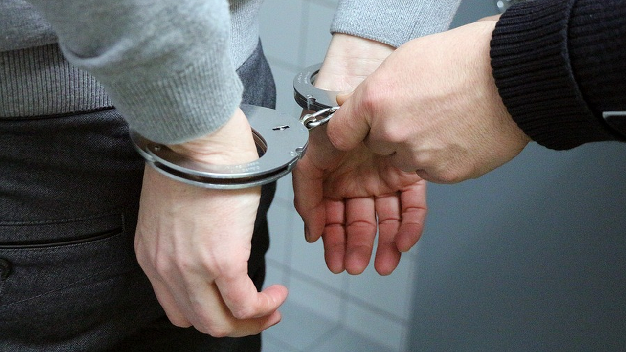 Съд в Москва остави за два месеца в ареста задържания бивш сътрудник на Медведев