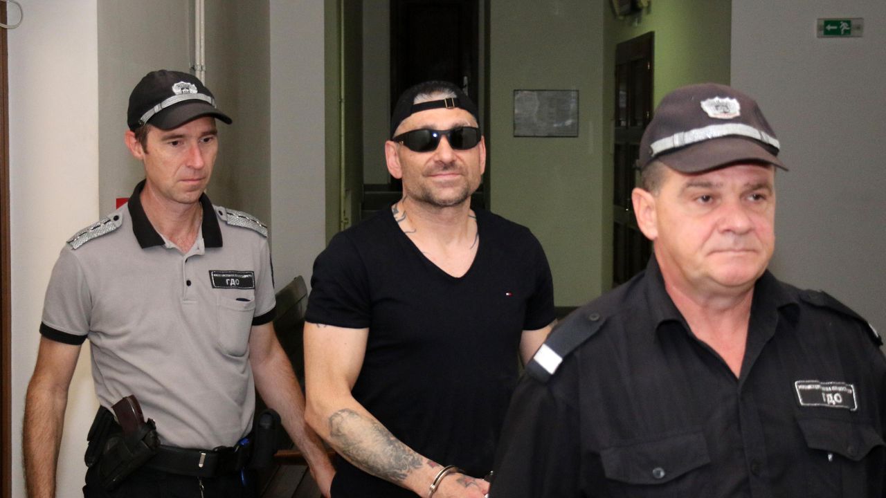 10 месеца затвор за Руснака, поръчал палежа на БМВ-то на бившата си жена
