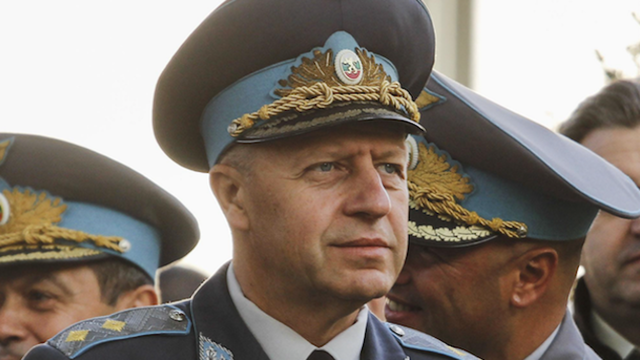Ген.-майор Цанко Стойков два пъти отказва информация на КПКОНПИ за Десислава Радева