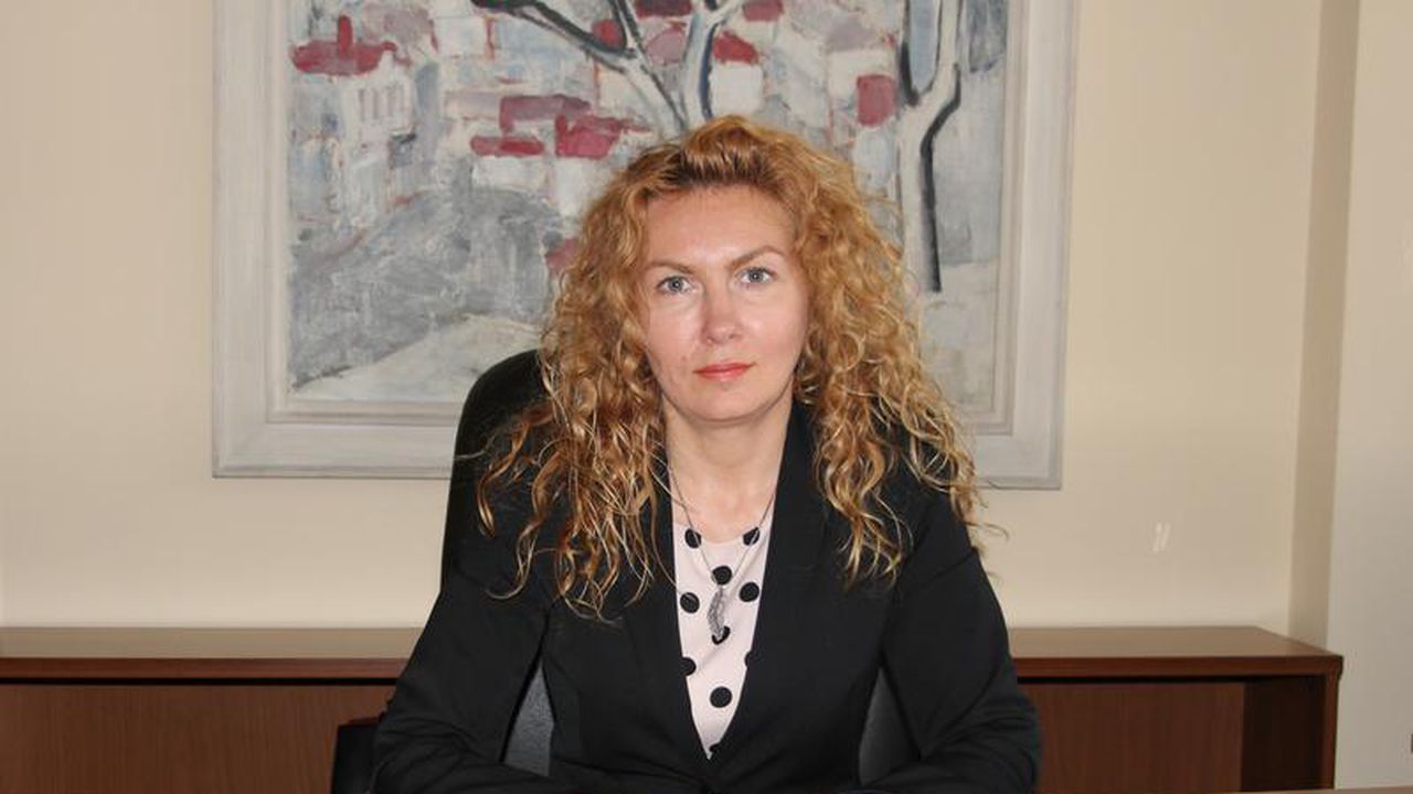 Деница Николова: Изграждаме 68 центъра за грижа за възрастни с психични разстройства и 6 дневни центъра за лица с деменция